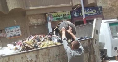صور.. محافظة سوهاج: رفع 1600 طن قمامة ومخلفات صلبة خلال أسبوع
