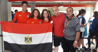 أسرة مصرية تحضر من مدريد لمؤازرة شباب اليد أمام فرنسا فى نصف نهائى المونديال