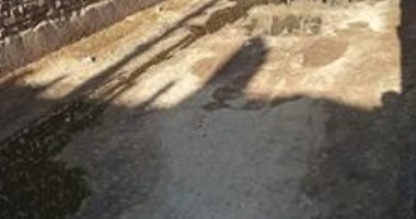 مياه الصرف الصحى تحاصر أهالى قرية بمركز الوسطى بنى سويف