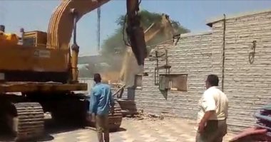 إيقاف أعمال بناء 7 عقارات مخالفة بالإسكندرية والتحفظ على مواد البناء