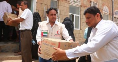 فيديو.. الإمارات تزود مستشفى يمنية بشحنة كبيرة من الأدوية لمواجهة الكوليرا