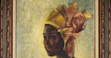 تشبه الموناليزا الأفريقية.. عائلة تعثر على لوحة فنية نيجيرية "صدفة"
