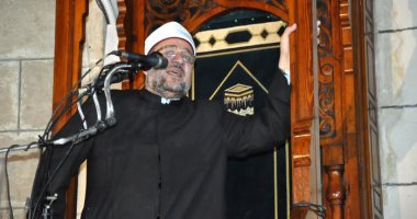 ​و​زير الأوقاف يشارك أهالى بورسعيد العيد القومى للمحافظة