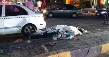 "حتى الأحياء الراقية".. القمامة تزعج سكان شارع جامعة الدول العربية