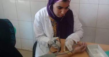 الكشف على 850 مواطن بقافلة طبية ضمن مبادرة حياة كريمة بسوهاج