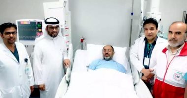 أطباء سعوديون يعيدون البصر لحاج إيرانى بعد إزالة ورم بالغدة النخامية