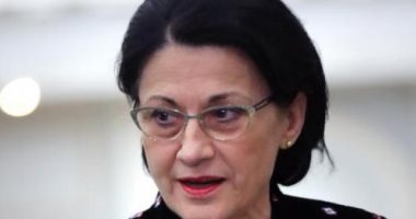 إقالة وزيرة التعليم فى رومانيا بعد تصريحاتها بشأن حادث خطف وقتل طالبة 15 عاما