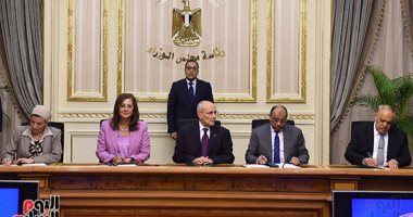 رئيس الوزراء يشهد توقيع اتفاقيتى مونوريل العاصمة الإدارية و6 أكتوبر  