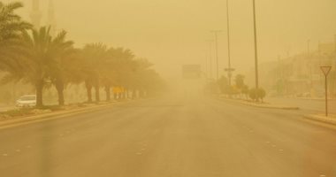 العواصف الرملية تتسبب في انقطاع الكهرباء عن 8 قرى بـ"جموم مكة" 