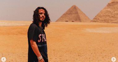 بالفيديو و الصور..مغنى الراب العالمى" راس" في جولة سياحية بمصر 