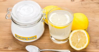 صحتك فى وصفة.. عصير الليمون وصودا الخبز لعلاج مشاكل المعدة