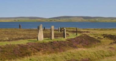 دراسة مثيرة للضحك تزعم: النصب "بيوجرانج" التذكارى بأيرلندا أقدم من الأهرامات