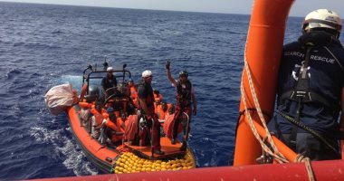 سفينة إنقاذ تنتشل 80 مهاجرا قبالة سواحل ليبيا