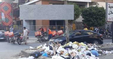 شكوى من تراكم القمامة فى شارع مصطفى النحاس بمدينة نصر