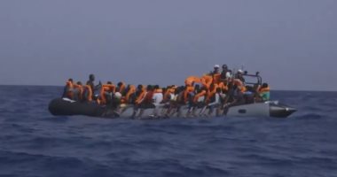 شاهد.. سفينة نرويجية تنقذ 85 مهاجرا بينهم نساء وأطفال بسواحل ليبيا