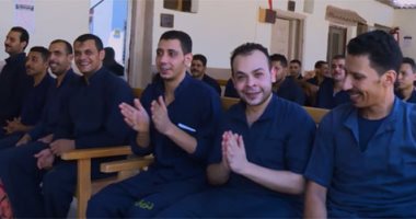 فيديو.. لحظة الإفراج عن 1634 سجينا بعفو رئاسى وشرطى بمناسبة عيد الأضحى