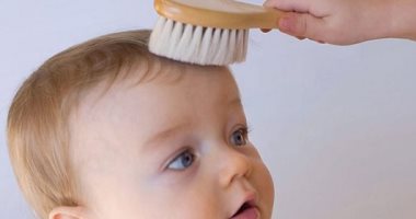 عالجى قشرة الشعر عند طفلك من غير أدوية ولا كريمات