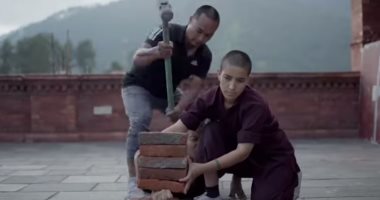 شاهد.. راهبات يمارسن الفنون القتالية فى دير بنيبال (فيديو)