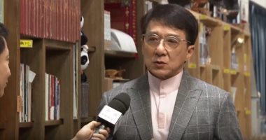 فيديو.. جاكى تشان ينضم لحملة مليارية "لحماية علم الصين" ضد متظاهرى هونج كونج
