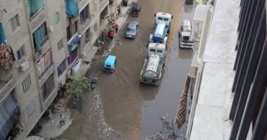 مياه الصرف تحاصر أهالى شارع محمود الجمال بالجيزة