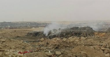محافظ أسوان يحيل العاملين بمشروع النظافة للتحقيق بسبب انتشار القمامة