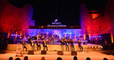 افتتاح مهرجان محكى القلعة بفرقة براس ساوند