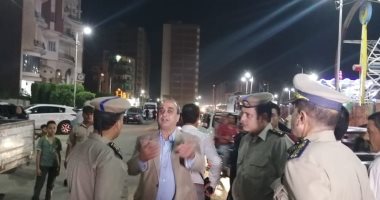 صور.. شرطة المرافق تشن حملة ليلية لرفع الإشغالات بشوارع طنطا