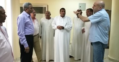 صور.. رئيس مدينة الطود يناقش مع مدير الشهر العقارى بالأقصر إنشاء فرع جديد