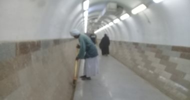 صور.. محافظ أسوان يأمر برفع كفاءة نفق محطة السكك الحديدية بكوم إمبو