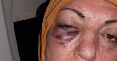 فيديو.. سيدة عراقية تتعرض للضرب على يد ضابط فى مطار مشهد الإيراني