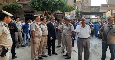 مدير أمن القليوبية ورئيس حى غرب شبرا الخيمة يقودان حملة لإزالة الإشغالات