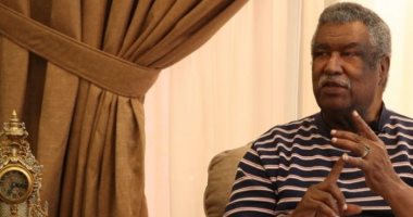 وفاة المؤلف والمخرج والممثل المسرحي البحريني محمد عواد بعد صراع مع المرض