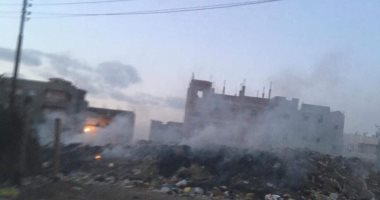 أهالى قرية سرسو بالدقهلية يشكون من الدخان الكثيف الناتج عن حرق القمامة
