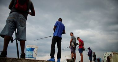 الصياداون فى هافانا ينطلقون إلى البحر لصيد الأسمال المختلفة والعملاقة