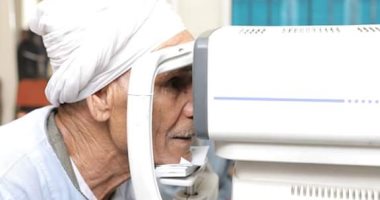صور.. فحص 650 مواطنا ضمن مبادرة "عينك فى عنينا" لمكافحة مسببات العمى بالقصير