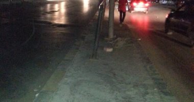 سكان مدينة نصر يشكون من سرقة السور الخاص بطريق الأتوبيس شارع متولى الشعراوى