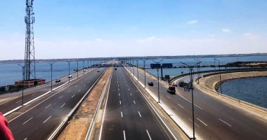 الحكومة: ربط ميناء الإسكندرية بالطريق الساحلى يقضى على تكدس النقل الثقيل 
