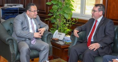 محافظ الإسكندرية يستقبل سفير شيلي لتعزيز العلاقات بين الجانبين