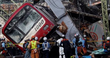 مصرع شخص وإصابة 127 فى حادث خروج قطار عن مساره وسط الصين