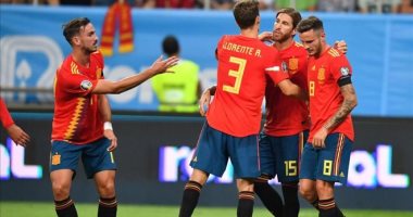 إسبانيا تنهى عقدة رومانيا وتحقق فوزها الأول مع مورينو.. فيديو 