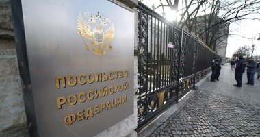 السفارة الروسية فى براغ تصف طرد اثنين من موظفيها بـ "الاستفزاز الملفق"
