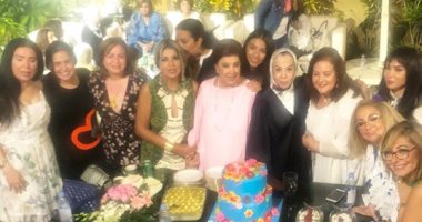رجاء الجدواى تحتفل بعيد ميلادها.. وبوسى شلبى: العمر كله سعادة