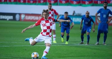 فى عيد ميلاده.. مودريتش يقود كرواتيا للتقدم على أذربيجان 1-0.. فيديو
