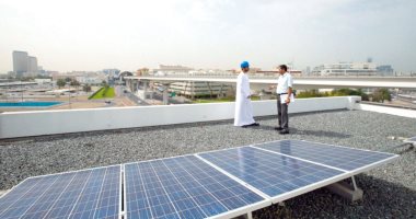 الكهرباء تعلن بدء التشغيل التجارى للمحطة الشمسية بقدرة 200 ميجاوات بكوم أمبو