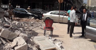 بعد تصدع العقارات المجاورة.. حى وسط الإسكندرية يواصل إصلاح الهبوط الأرضى (صور)