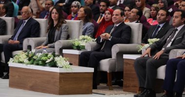 الرئيس السيسى يشهد جلسة "تأثير نشر الأكاذيب على الدولة" بمؤتمر الشباب
