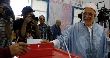 رئيس مجلس الشعب التونسى يبحث مع وفد مركز "كارتر" جهود إنجاح الانتخابات