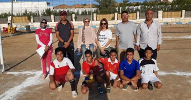 صور .. الشباب والرياضة بالبحر الأحمر تنظم لقاءات رياضية شاطئية للشباب بالغردقة
