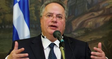وزير خارجية اليونان يصل القاهرة لبحٽ العلاقات الثنائية بين البلدين