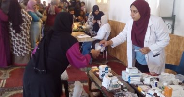الكشف بالمجان على 525 مريضا فى قافلة شاملة شرق الإسكندرية 